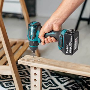 Produktbild für Akku-Bohrschrauber Makita DDF491Z, mit Wechselkopfsystem