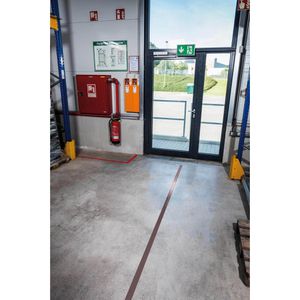 Produktbild für Bodenmarkierungsband Durable Duraline 50/05