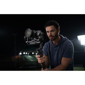 Produktbild für Gimbal DJI RS4 Combo, 3-Achsen-Stabilisator