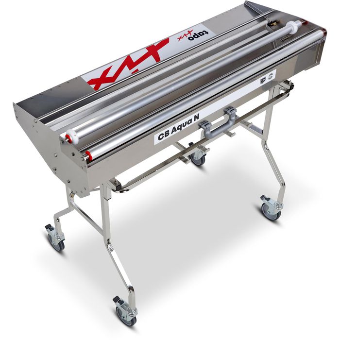Tapofix Kleistermaschine CB Aqua N, mit Wassertank, mit Fahrgestell, Edelstahlgehäuse, Tapetenbreite bis 106 cm – Böttcher AG