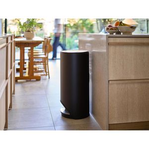 Produktbild für Mülleimer JosephJoseph Arc Slimline, schwarz