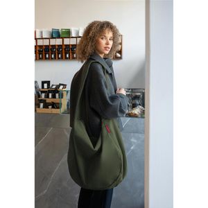 Produktbild für Umhängetasche Reisenthel Moonbag, Polyester, cord dark matcha