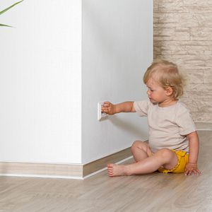 Produktbild für Steckdosenschutz reer 32059, Kindersicherung, transparent