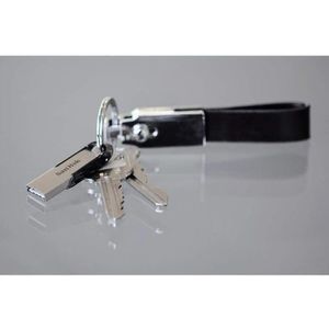 Produktbild für USB-Stick SanDisk Ultra Flair, 128 GB