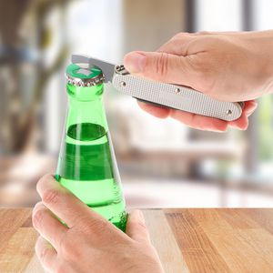 Produktbild für Taschenmesser Victorinox Farmer Alox 0.8241.26, silber