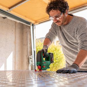 Produktbild für Stichsäge Bosch UniversalSaw 18V-100, Pendelhub