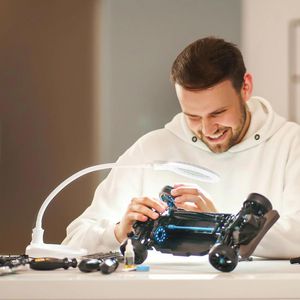 Produktbild für Lupenleuchte Lumeno 6805, Tischklemme + Standfuß