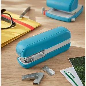 Produktbild für Heftgerät Leitz 5567-00-61, Cosy, inkl. 200 Heftklammern