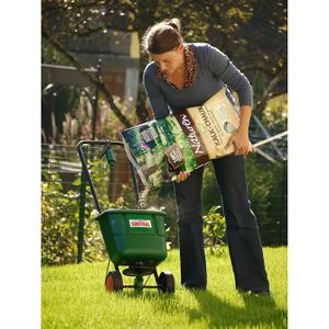 Produktbild für Streuwagen Substral EasyGreen Schleuderstreuer, 12 Liter