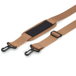 Produktbild für Laptoptasche Hama Ultra Lightweight 222053 schwarz