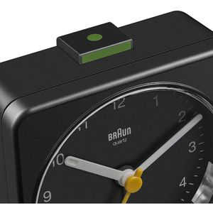 Produktbild für Wecker Braun BC03B schwarz, analog