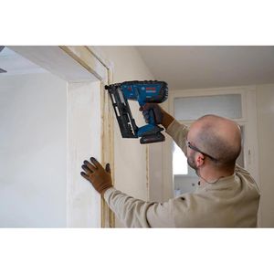 Produktbild für Elektronagler Bosch GNH 18V-64-2 M, inkl. Koffer