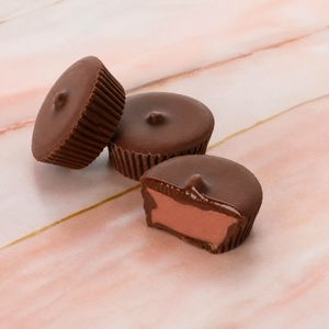 Produktbild für Pralinen KoRo Nut Butter Cups Cashew-Strawberry, 36 Stück, BIO