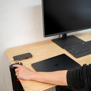 Produktbild für Tischsteckdose FeinTech MD833, mit 3 m Schuko Kabel