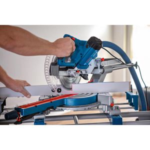 Produktbild für Kapp-Gehrungssäge Bosch GCM 305-216 D, Paneelsäge