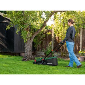 Produktbild für Rasenmäher Bosch ROTAK18V-32, 06008B9P00, Akku