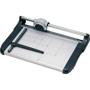 Rollenschneider Böttcher-AG A4