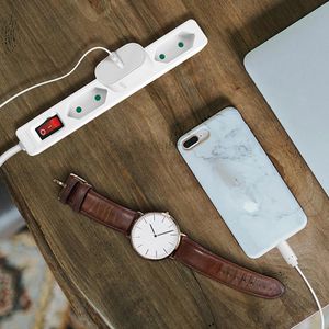 Produktbild für Steckdosenleiste LogiLink LPS230, mit 1,5m Kabel