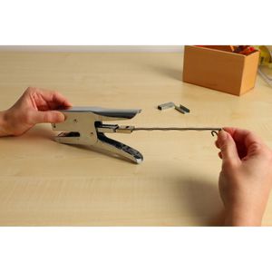 Produktbild für Heftzange TipTop-Office TTO, HK30, aus Metall, silber