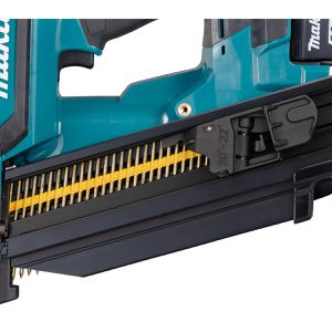 Produktbild für Elektronagler Makita DBN901ZK, inklusive Koffer