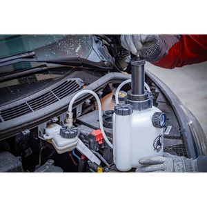 Produktbild für Bremsenentlüftungsgerät BGS-technic 71049, Vakuum-Handpumpe