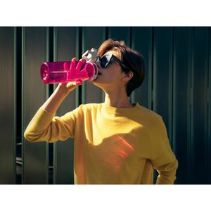 Produktbild für Trinkflasche SIGG Total Color One Berry, kohlensäuregeeignet