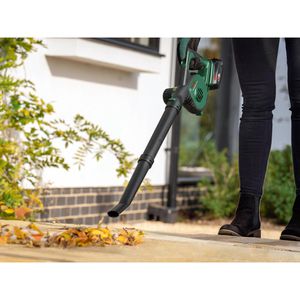 Produktbild für Laubbläser Bosch UniversalLeafBlower 18V-130, Akku