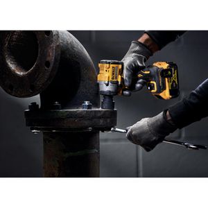 Produktbild für Akku-Schlagschrauber DeWalt DCF921NT-XJ, 406Nm
