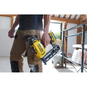 Produktbild für Elektronagler Stanley FATMAX V20, SFMCN616B-XJ