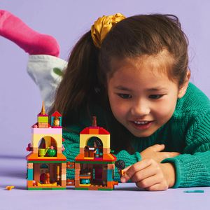 Produktbild für Klemmbausteine LEGO Disney 43261, ab 5 Jahre