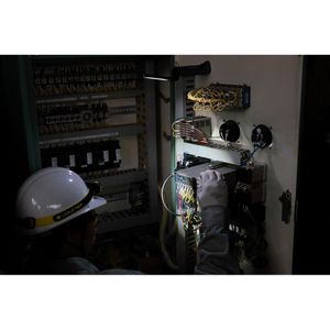 Produktbild für Stirnlampe Ledlenser iH8R LED, wiederaufladbar